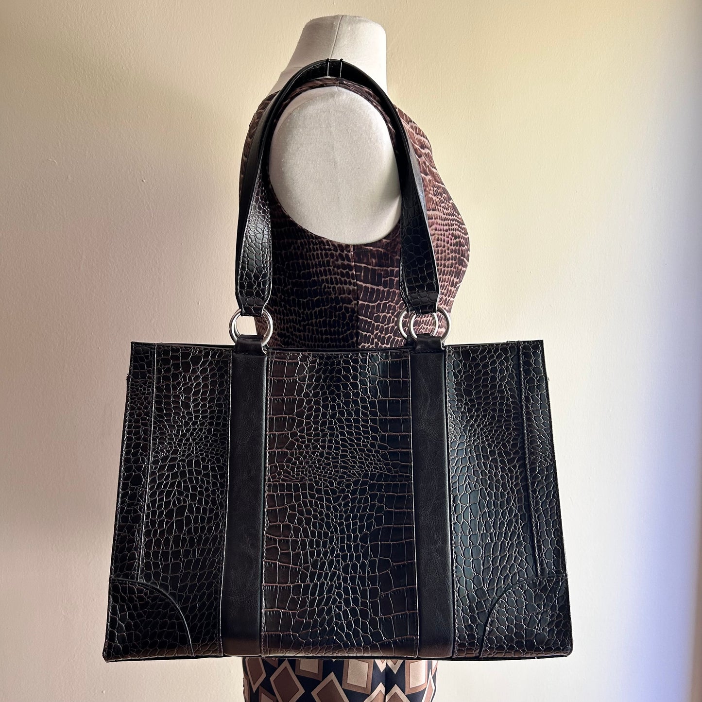 Black crocodile-embossed leather shoulder bag